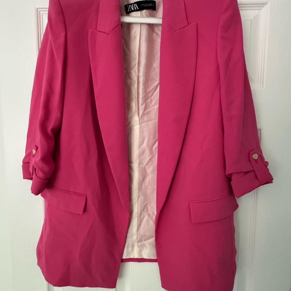 Zara Women's Vibrant Pink Blazer